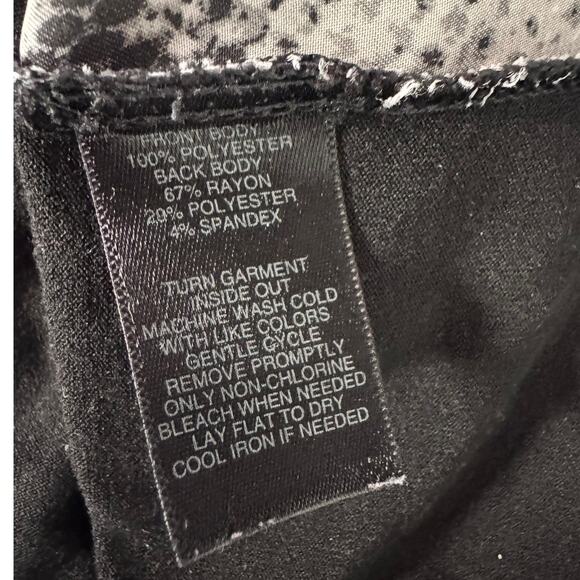 WHBM White House Black Market Small Black Flutter Short Sleeve Top - Picture 8 of 11